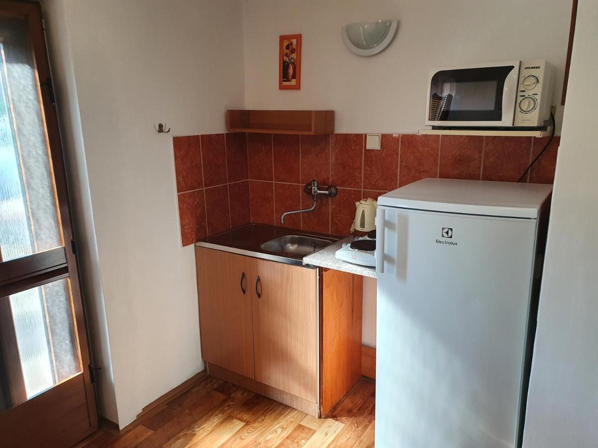 Privat U Jozefa Foeldesa Apartment Velky Meder Luaran gambar