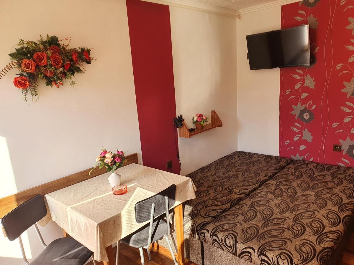Privat U Jozefa Foeldesa Apartment Velky Meder Luaran gambar