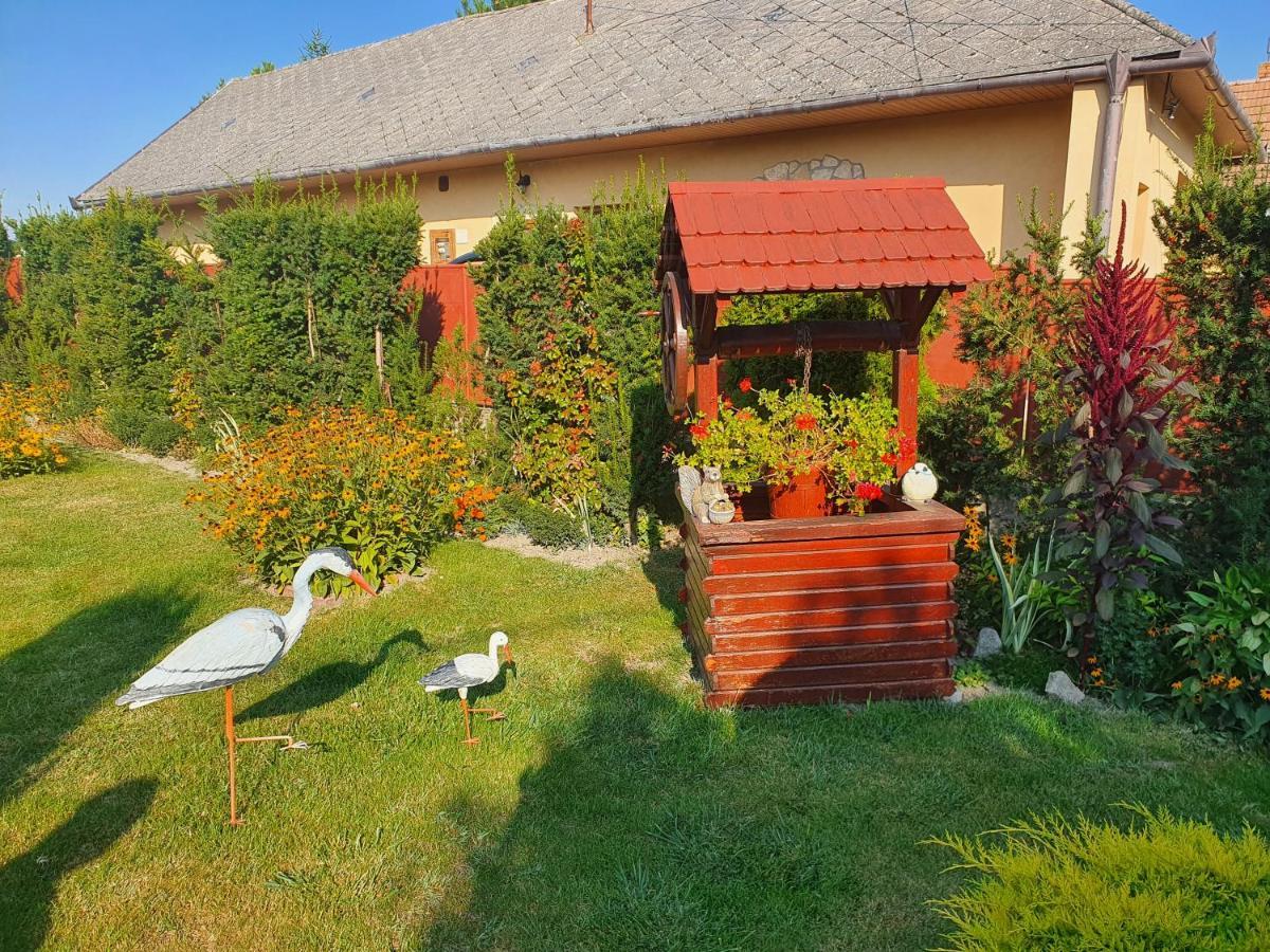 Privat U Jozefa Foeldesa Apartment Velky Meder Luaran gambar