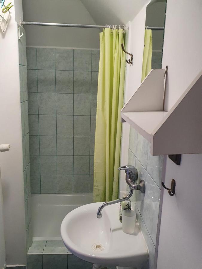 Privat U Jozefa Foeldesa Apartment Velky Meder Luaran gambar