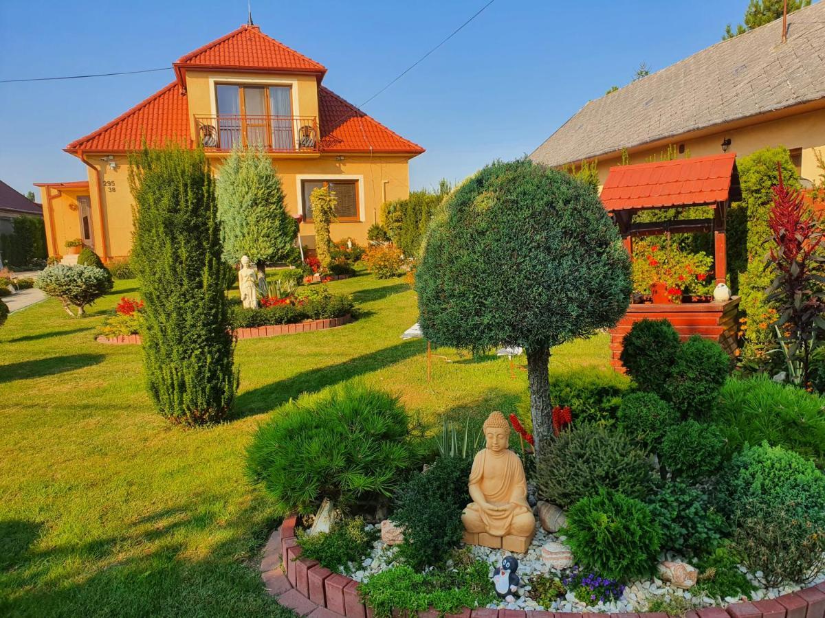 Privat U Jozefa Foeldesa Apartment Velky Meder Luaran gambar