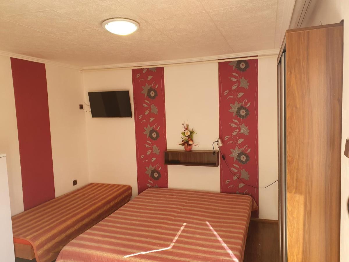 Privat U Jozefa Foeldesa Apartment Velky Meder Luaran gambar